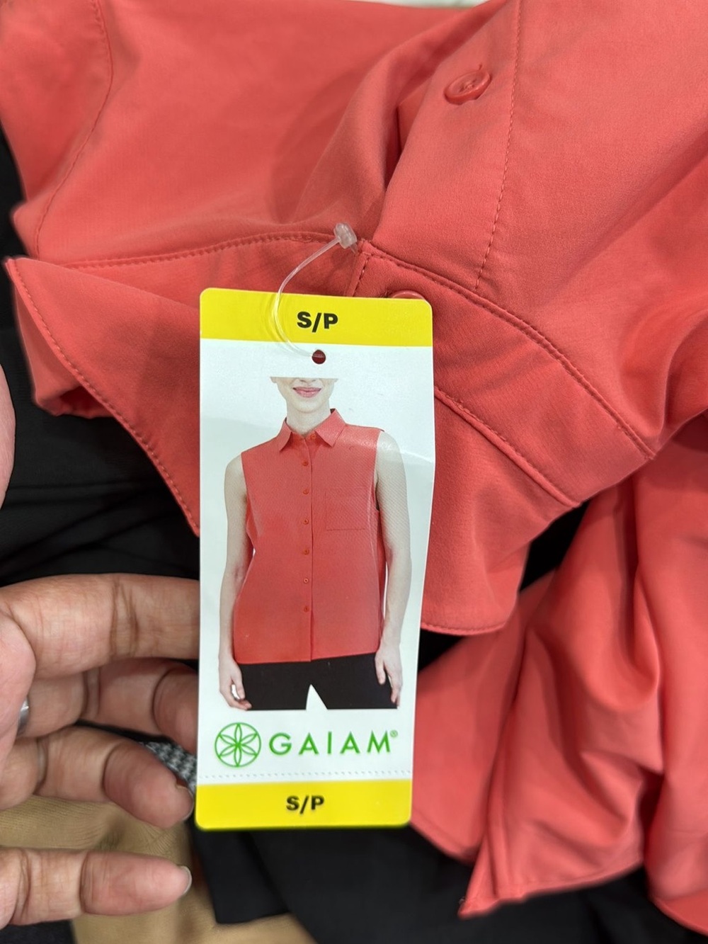 GAIAM Sleeveless Button-Down Top in Coral Pink